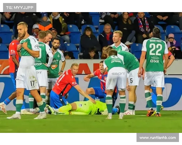 捷克门将辉煌瞬间回顾 无畏扑救与经典反应精彩集锦